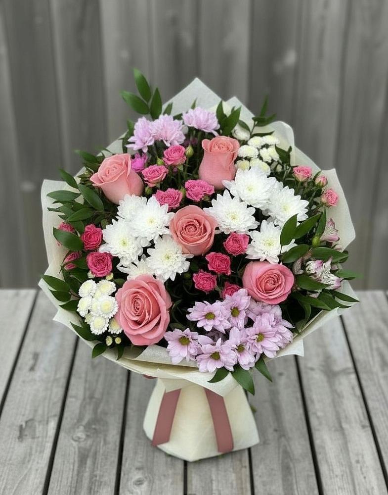 Букет цветов из: Альстромерии, Гвоздики, Розы и Хризантемы в Супонево