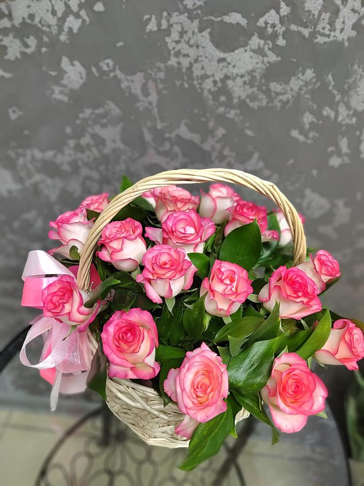 Цветочная композиция из Розы в корзине в Супонево