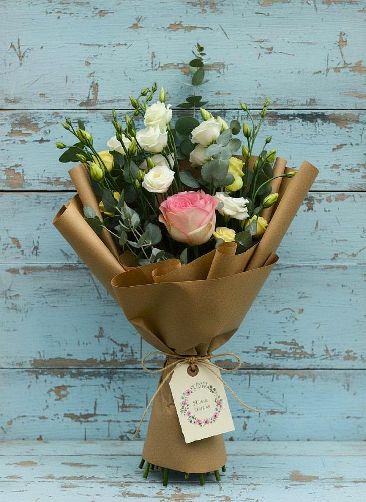 Букет цветов из: Розы и Лизиантусы в Супонево