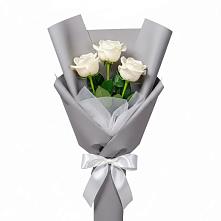Букет 3 белые розы в Супонево