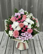Букет цветов из:  Альстромерии, Гвоздики, Розы и Хризантемы в Супонево